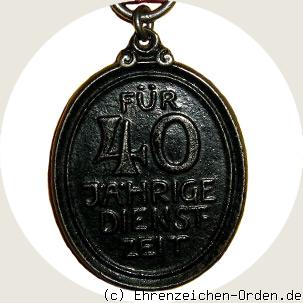 Feuerwehr Ehrenzeichen für 40 Jahre Dienst in Eisen (Freistaat Bayern) R&uuml;ckseite