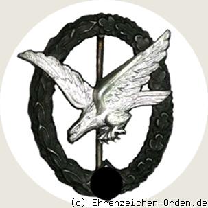 Fliegerschützenabzeichen ohne Blitzbündel mit schwarzem Kranz