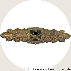 Nahkampfspange des Heeres in Gold